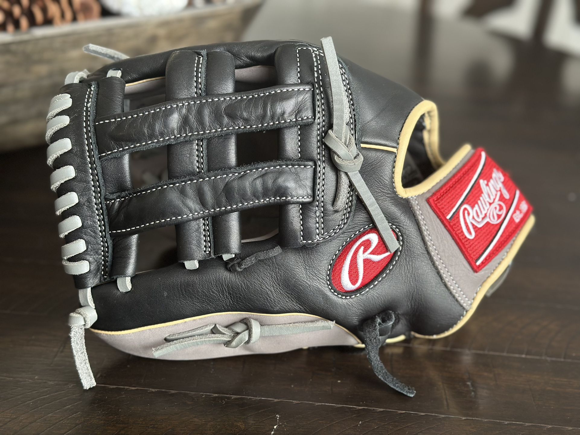 Rawlings LH Glove