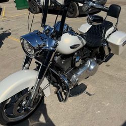 Harley Davidson Dyna Switchback (white) 