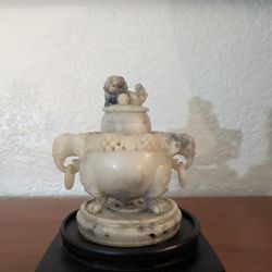 Vintage Asian Jade Foo Dog Censor