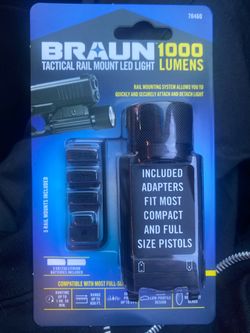 Braun 1000 Lumen Tactical Rail Mount LED Light