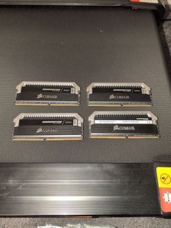Corsair Dominator Platinum DDR4 3000 RAM Kit