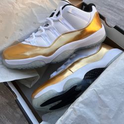 AIR JORDAN 11 Low Closing Ceremony GOLD 528895 103