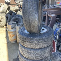 Set of tires 245 70 17q