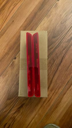 OEM Honda Rear Bumper Reflectors CRV (2023–2025)