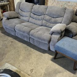 Double Reclining Couch.  100.00