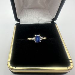 10K Gold w/ Baguette Sapphire