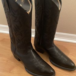 Men’s size 13 cowboy boots