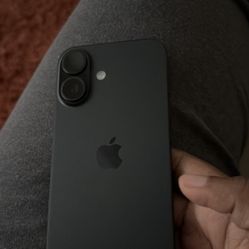 iPhone 16