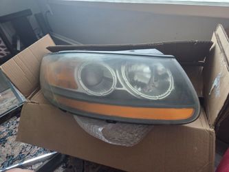 2008 hyundai  santafe used pair   front headlight  pair