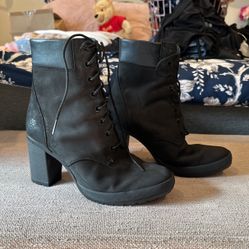 Stylish Black Timberland Chunky Heel Boots 