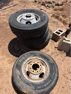Set of 4 rims and tires for 2004-2023 ford duals