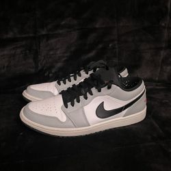 Jordan 1 Low smoke Grey Size 10.5