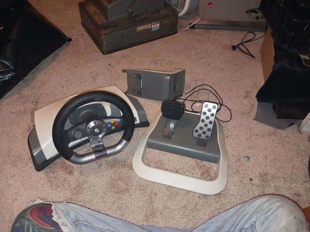 Microsoft Force Feed Back Steering Wheel And Pedals For Xbox 360