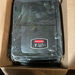 Replacement lids for the Rubbermaid 12.4 Gal Premier Series III Step-On trash Replacement 