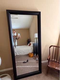 Stand up mirror