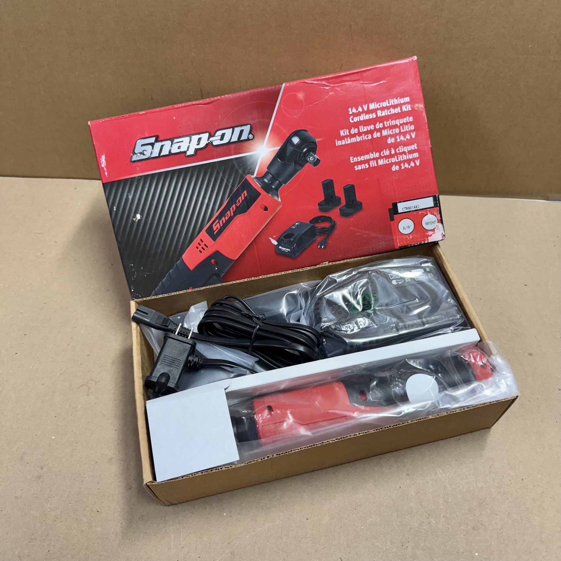 Snap On 14.4 V 3/8" Drive BRUSHLESS Ratchet Kit ((( $525 ))) ❗️Brand New ❗️