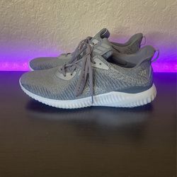 Adidas Alphabounce 
