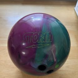 Storm bowling ball
