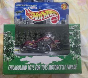 Hot Wheels 2000 Chicagoland Toys for Tots Motorcycle Special Edition