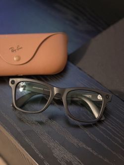 Ray-Ban Meta *Transitions* Matte