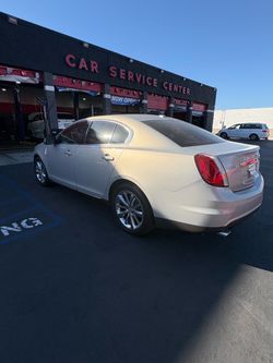 2009 Lincoln MKS