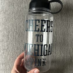 VS Pink Univ Of Michigan Water Bottle