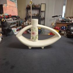 Unique Design Glazed Porcelain Studio Art Made In Jamaica W/Rose Design 10.75"W x 7"H x 3.25"D