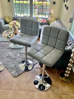 Bar Stools Clearance $49 Each New in The Box Gray Barstools Swivel Adjustable Dinning Chairs