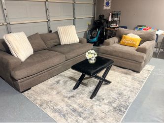 Couch set