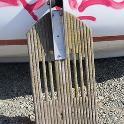 Bow sprit off a 24 foot Searay.