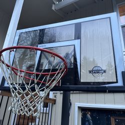 Lifetime Basketball Hoop