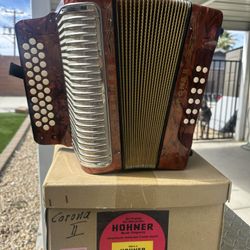 Hohner Corona ll