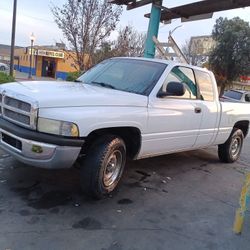 Dodge Ram 2001