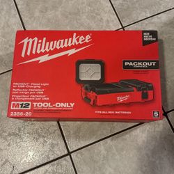 Milwaukee Packout Flood Light M12 