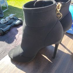 Guess Black Heel 