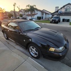 2004 Ford Mustang