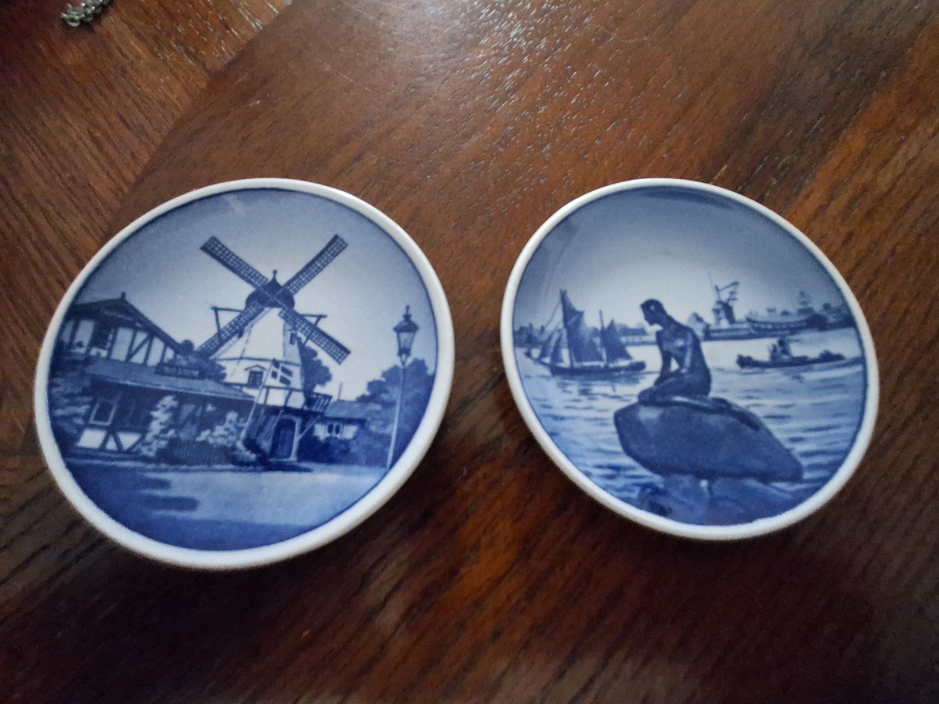 Royal Copenhagen miniature "Fajance" plates from Denmark