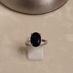 Silver and Onyx Nature Stone Ring Size 8.5 