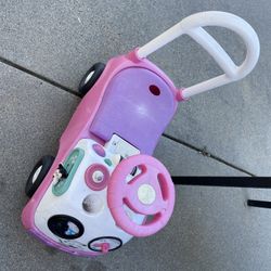 Battery Operated Disney Mini Mouse Car for toddlers