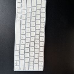Apple Wireless Keyboard Aluminum