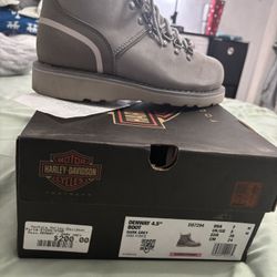 Woman’s Size 7 Harley Davidson Boots 