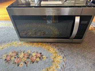 Whirlpool Microwave - never used