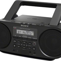 Sony Bluetooth Speaker Boombox.  CD Player, Radio. Take AC or Battery.  Wireless Speaker
