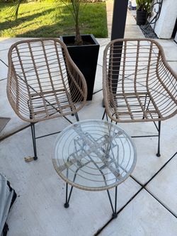 Wicker porch set