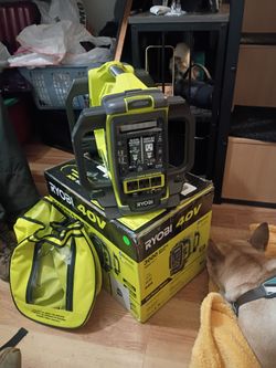 Generator 3000 watt Ryobi 40 v battery