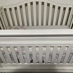 White Wood Crib