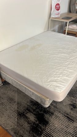Queen Size Mattress with Box Spring