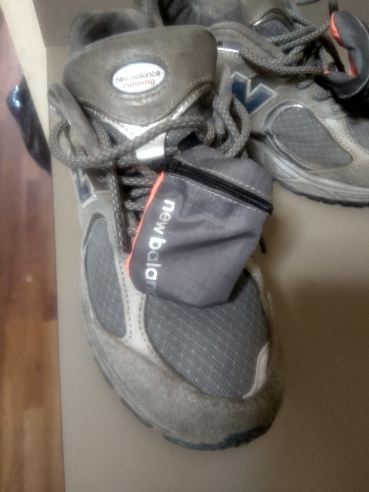 New Balance size 9 With Pouch Trades Welcome