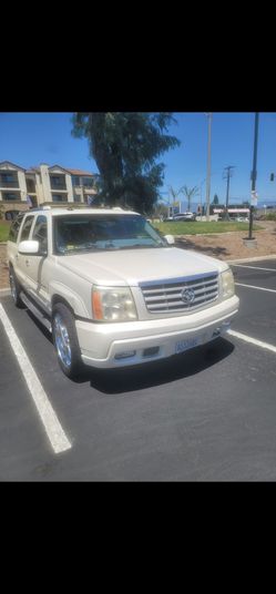03 Cadillac Escalate ESV