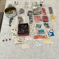 Buttons For Crafts And Clothing